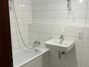 Stop! Günstig geschnittene 3 Zimmer Wohnung