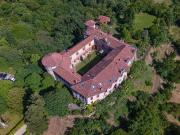 Strada Castelvecchio Boccia d´Oro Santa Brigida 9 vani 350mq