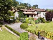 Strada Provinciale Lucca Camaiore 8 vani 260mq