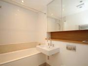 Strand Drive, Kew Riverside, TW9