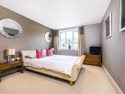 Strand Drive, Richmond, TW9