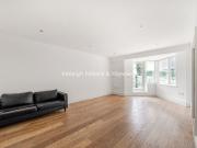 Strand Drive, Richmond, TW9