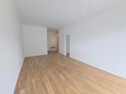 STRASSGANGER Straße 380c: Neuwertige 2 Zimmer Wohnung...