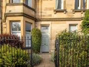 Strathearn Road, Marchmont, Edinburgh EH9, 2 bed flat to... Strathearn Road, Marchmont, Edinburgh EH9, 2 bed flat to...