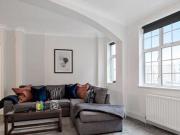 Strathmore Court, Park Road, 2 Bedroom Flat