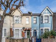 Strathville Road, London, 2 Bedroom Maisonette