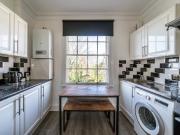 Streatham Hill, London SW2, 4 bed flat to rent, £3,500...
