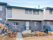 Street, Calgary, AB, T2K 1B8 townhouse for sale Listing ID.