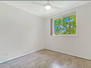 Street facing granny flat within convenient location