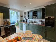 Stroud, Stroud GL5, 6 bed detached house to rent, £3,950...