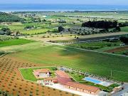 Struttura agrituristica ben avviata con piscine in...