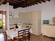 Struttura agrituristica ben avviata con piscine in...