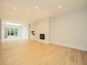 Stuart Avenue, Ealing, W5