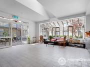 Student Accomodation Centrally Located!