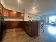 Student Friendly Fully Furnished 2 Bed, 2 Bath Condo...