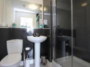 STUDENT HOUSE *£795PPPM bills included* A rare... STUDENT HOUSE *£795PPPM bills included* A rare...