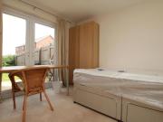 STUDENT HOUSE * ALL BILLS INCLUDED * A superb, modern...