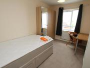 STUDENT PROPERTY * 6 bedroom student property 5 min walk...