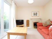 STUDENT PROPERTY * A fantastic ground floor flat...