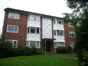 STUDENT Three Bedroom Flat – Surbiton Cranes Park, KT5