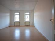 Studenten aufgepasst! Helle, WG taugliche Wohnung sofort...