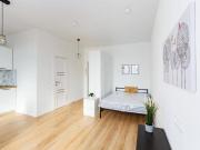 Studio 19m² – Paris 17 – cave + parking – 604/mois CC