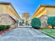 Studio, 1 bath, Apartment 1612 Larue Ave