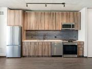 Studio, 1 bath, Condo 139 N Ashland Ave