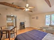 Studio, 1 bath, Condo 2306 Escambia Dr