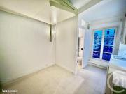 Studio 1 pièce 12 m²