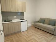 Studio 1 pièce 14 m²