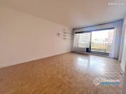 Studio 1 pièce 30 m²