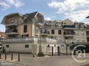 Studio 1 pièce 45 m²