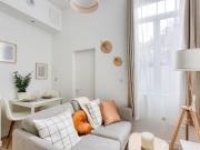 Studio 1er étage refait à neuf