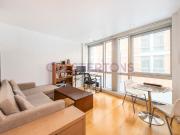 Studio 1st Floor Flat to rent in Poplar Tower Hamlets,...