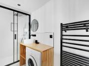 Studio 2P renovated rue des Archives / Marais