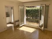 Studio / 31m² / Esplanade de la Défense Ligne 1