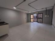 Studio Metrô Adolfo Pinheiro