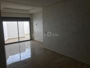 Studio 47 m² et 17 m² terrasse à Roches Noires