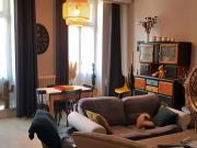 Studio 4 pièces 150 m²