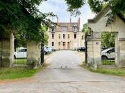 Studio 4 pièces 86 m² Studio 4 pièces 86 m²