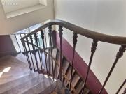 Studio 7 pièces 120 m²