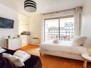 Studio à louer à 10Ème Arrondissement, Paris