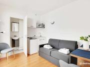 Studio à louer à 15Ème Arrondissement, Paris