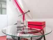 Studio à louer à Hoche Friedland, Paris