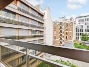 Studio à louer à Hoche Friedland, Paris