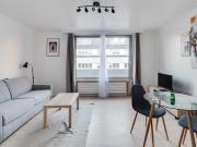 Studio à louer à La Fourche Guy Môquet, Paris