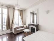 Studio à louer à l'Élysée Madeleine, Paris