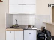 Studio à louer à Léon Blum Folie Regnault, Paris