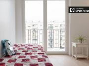 Studio à louer à Mont Mesly, Paris Studio à louer à Mont Mesly, Paris